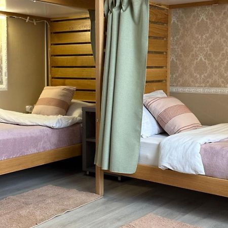 Buddha Hostel Bodoni Kişinev Dış mekan fotoğraf