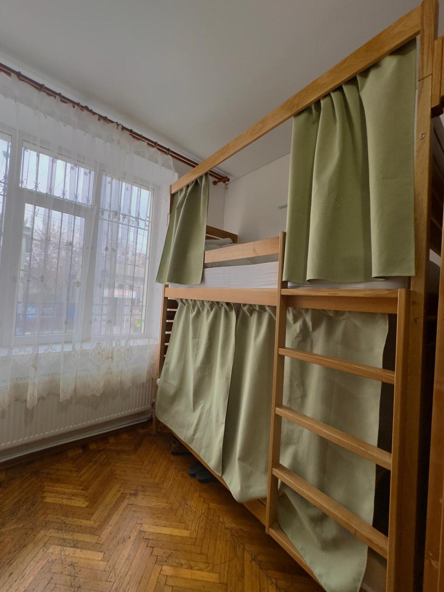 Buddha Hostel Bodoni Kişinev Oda fotoğraf