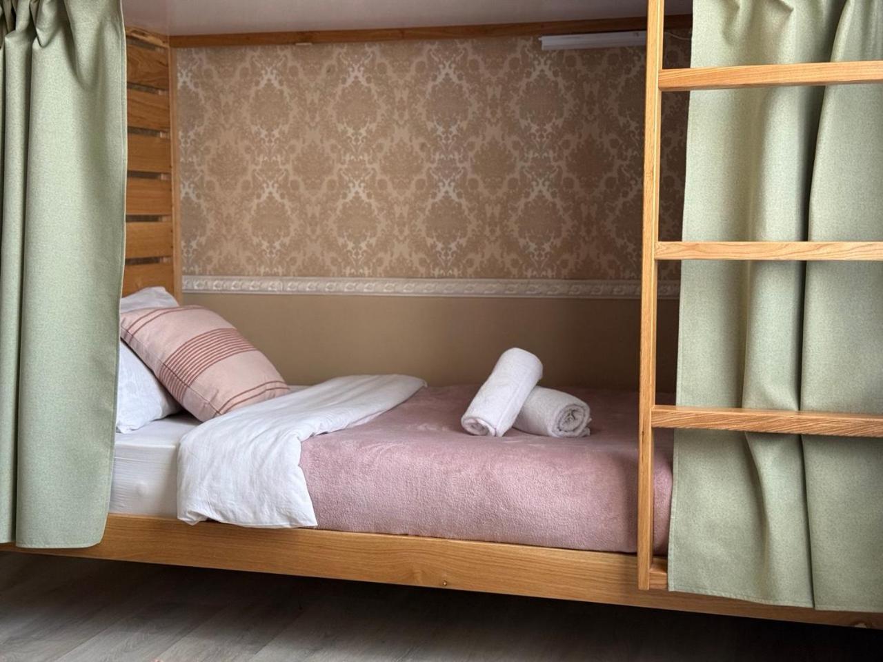 Buddha Hostel Bodoni Kişinev Dış mekan fotoğraf
