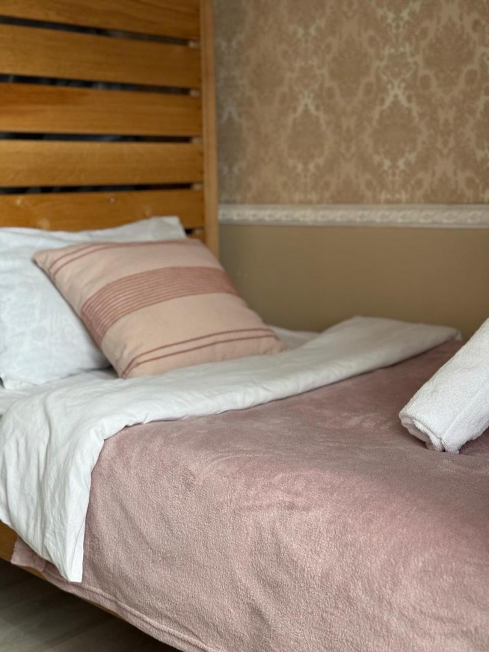 Buddha Hostel Bodoni Kişinev Dış mekan fotoğraf